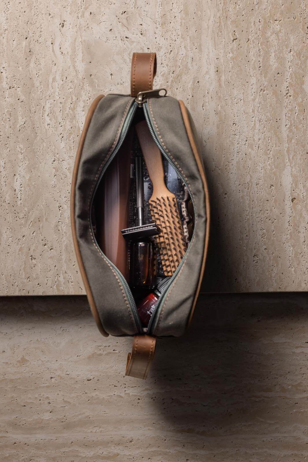 JH Shave Kit - Jon Hart Design