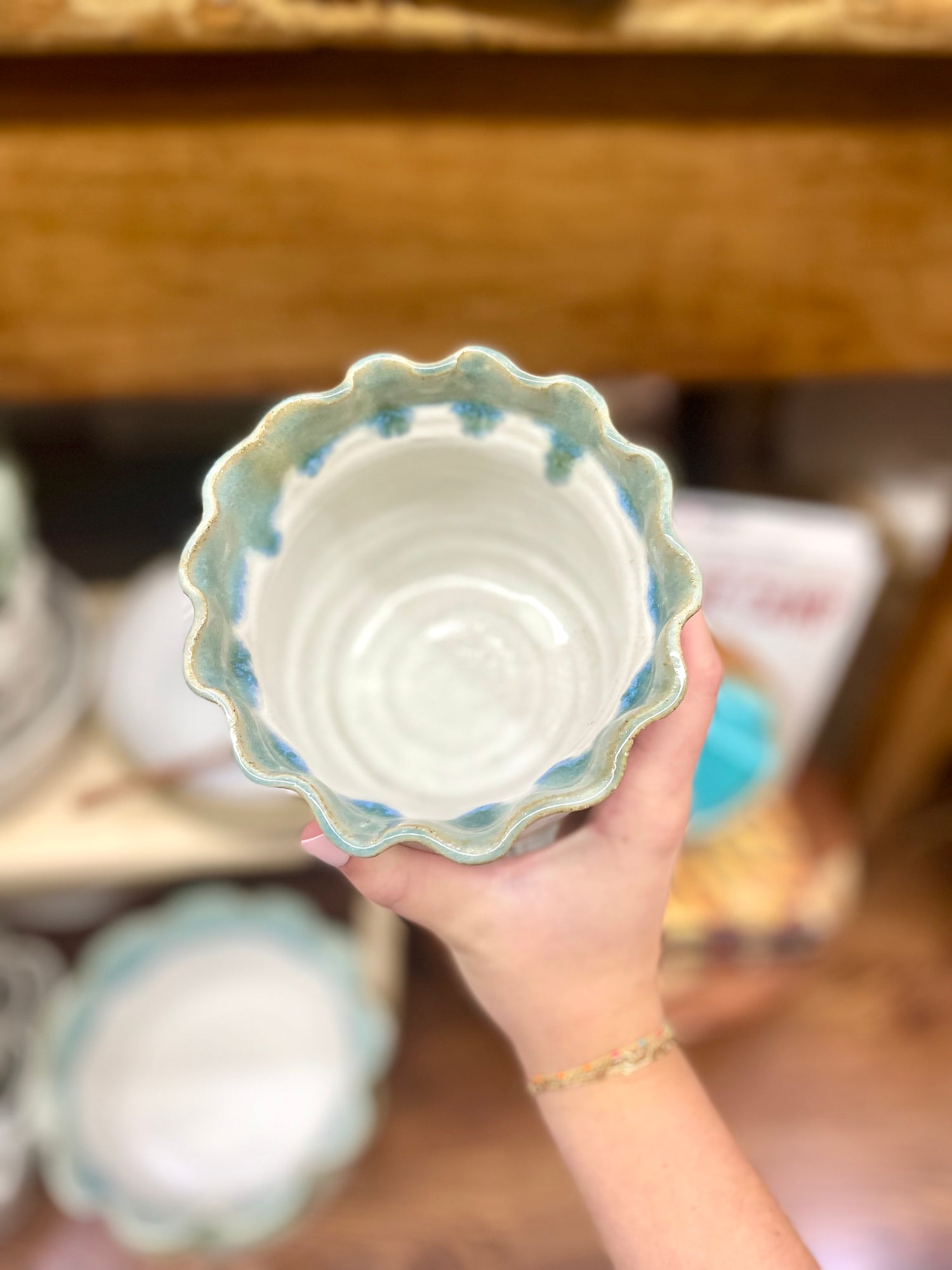 Round Vase with Mint Julep Rim