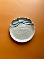Bow Dishes