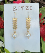 Kitzi Herringbone Pearl Earring