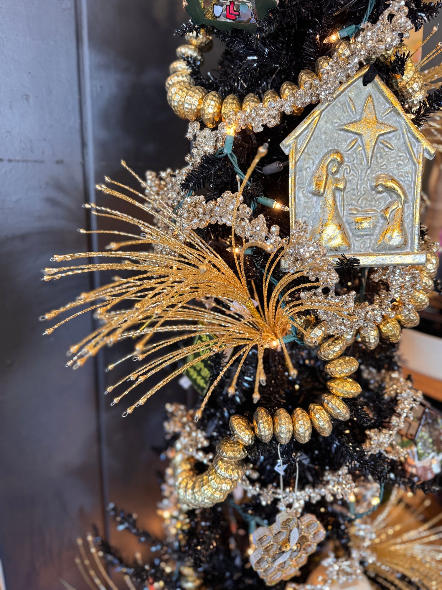 Metal + Glass Beaded Spray