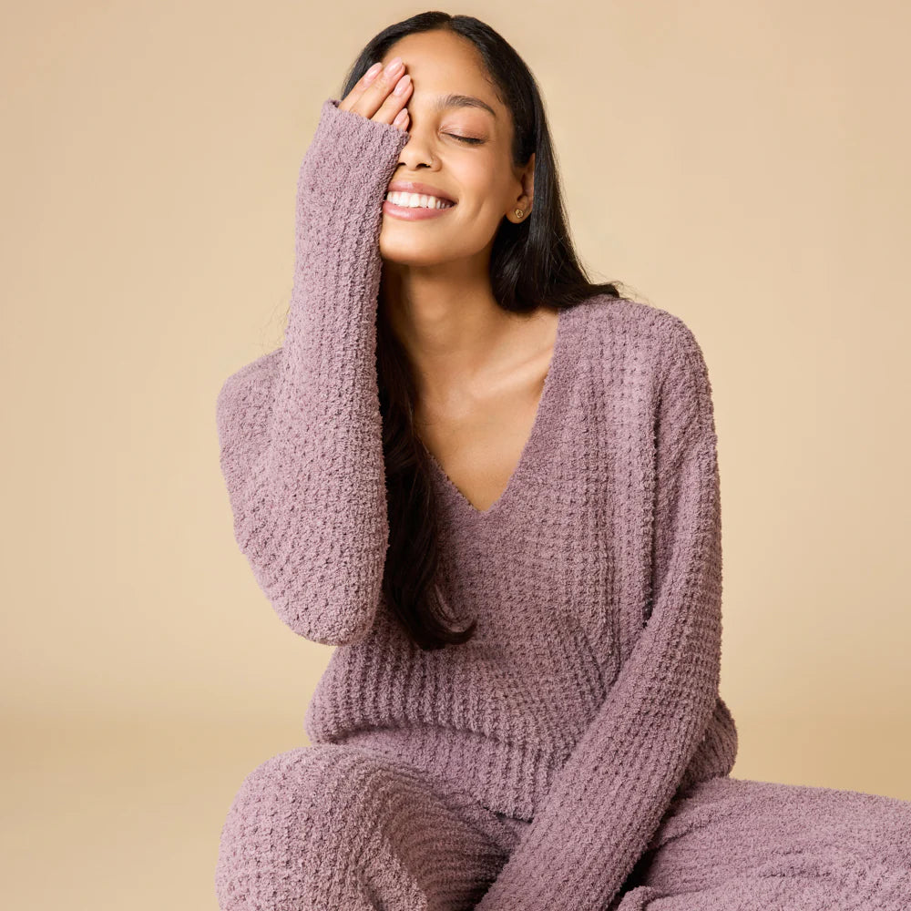 Wafﬂe Marshmallow V-Neck with Long Pant