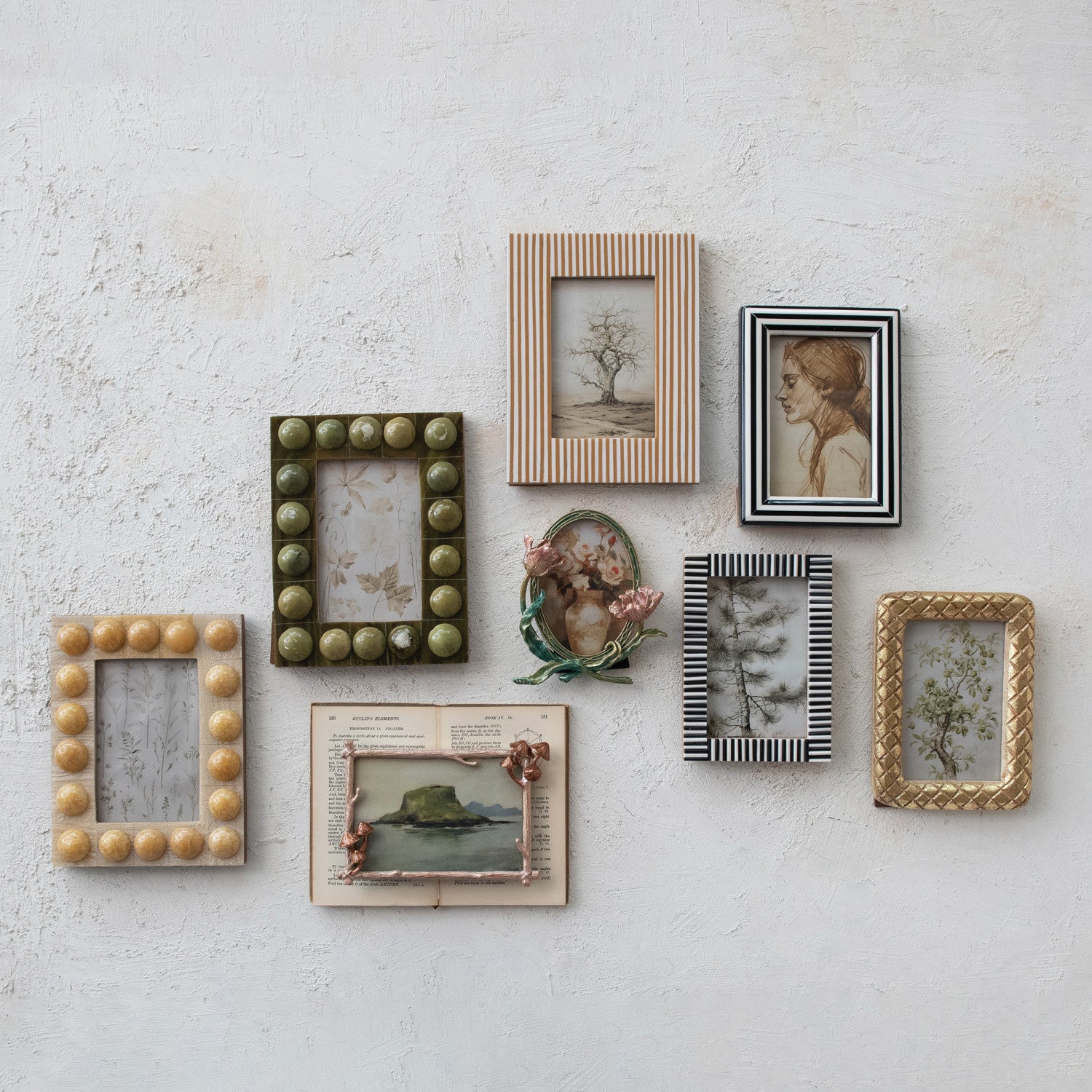 Bobbin Photo Frame