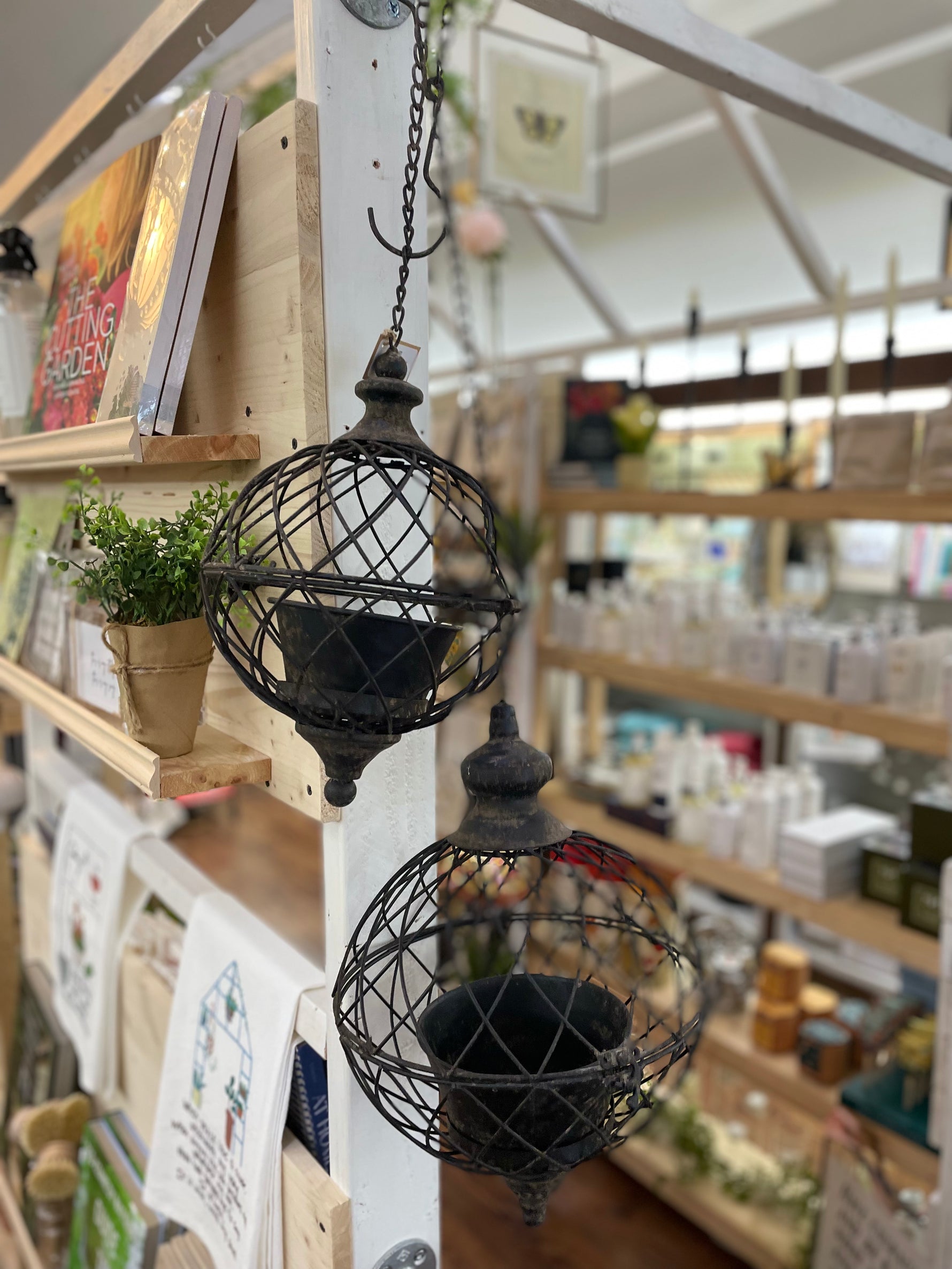 hanging sphere planter Sphere Hanging Planter – American Honey Mercantile