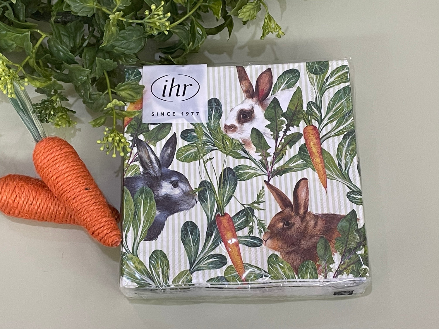 Cocktail Napkin Green Leaf Bunnies BI