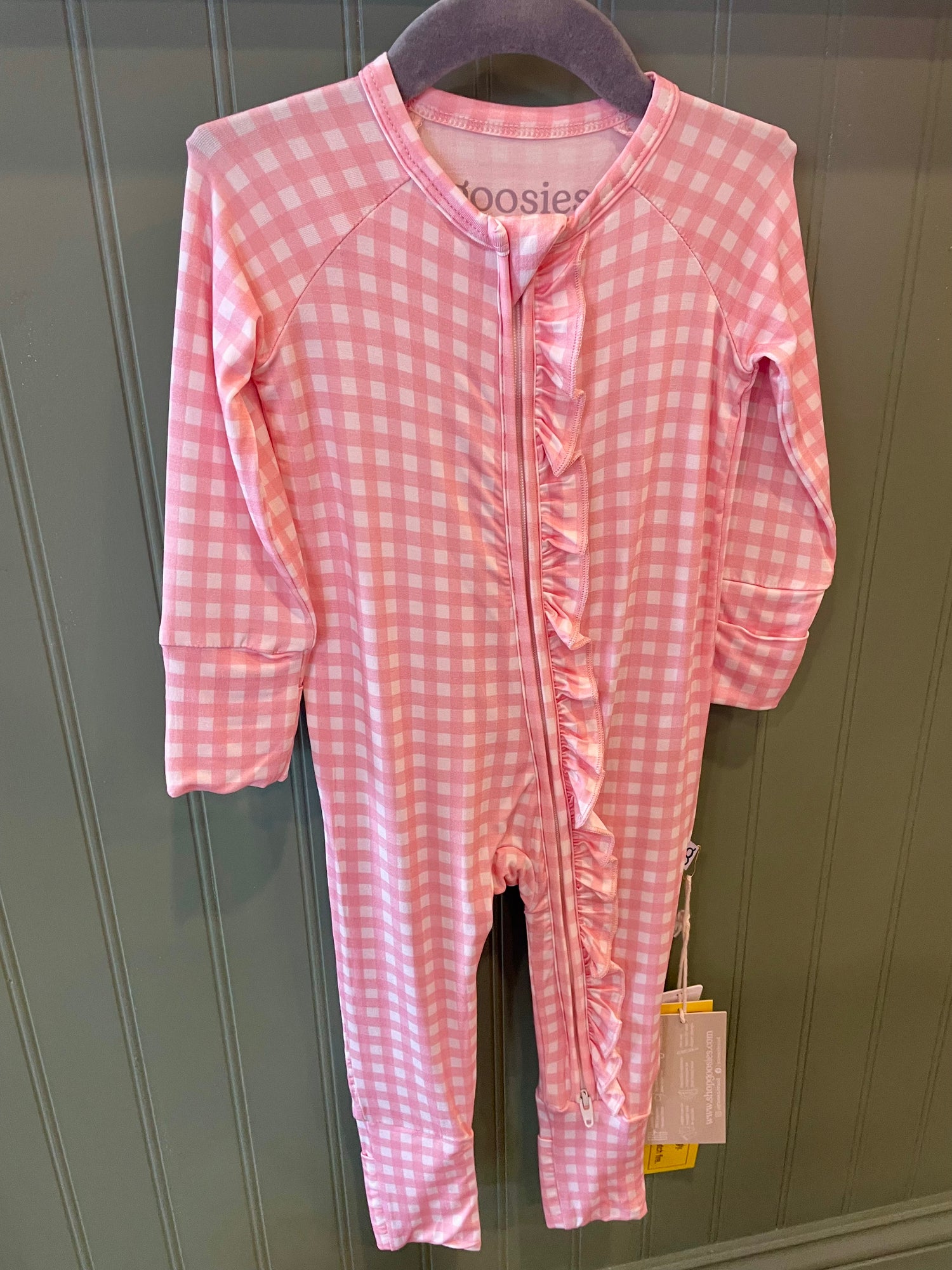 Gingham in Cottage Pink Convertible Sleeper