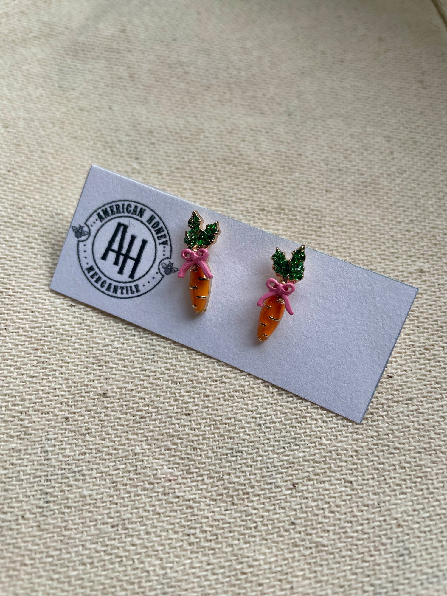 Carrot Bundle Studs