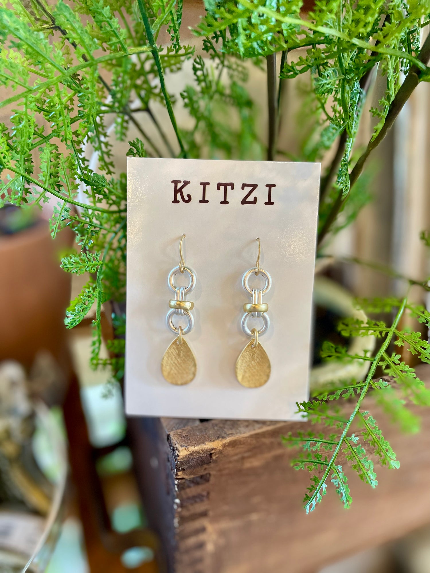 Gigi Earring Kitzi