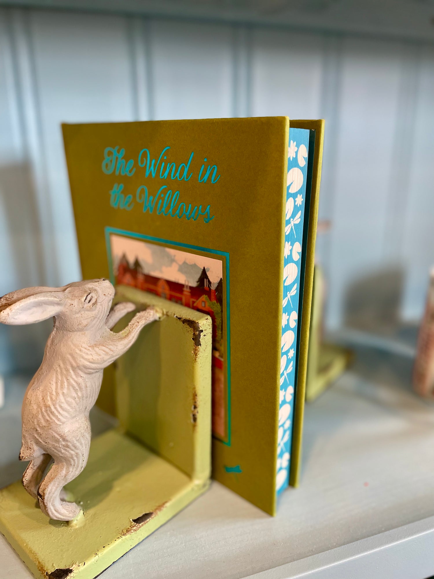 The Wind in the Willows by Kenneth Grahame