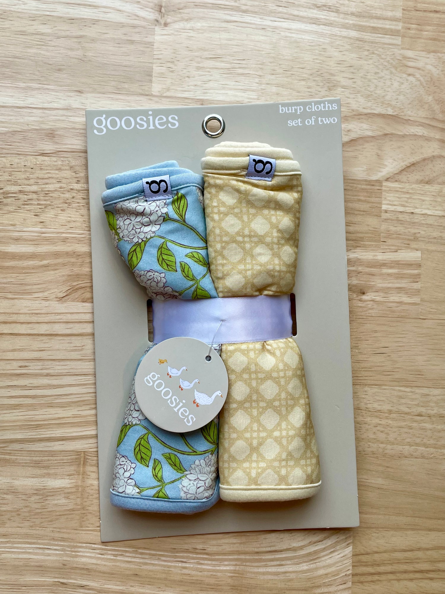 Hydrangeas Burp Cloth Set