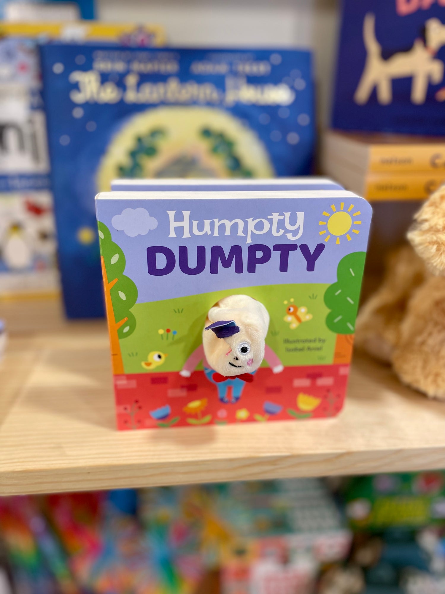 Humpty Dumpty Finger Puppet Book