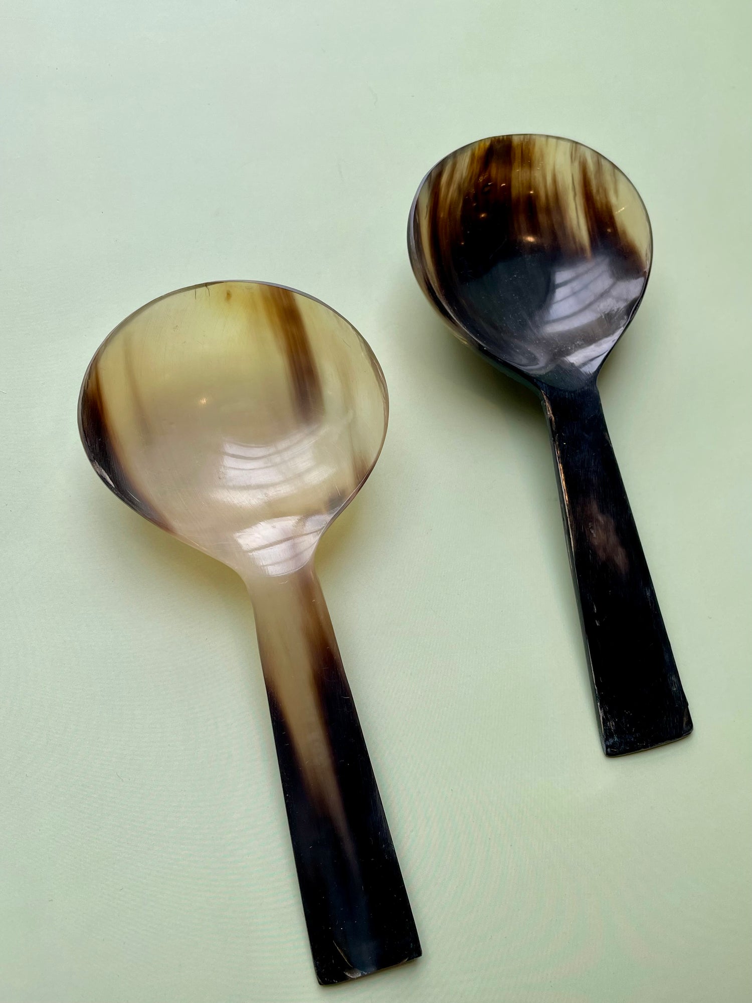 Wide Horn Spoon