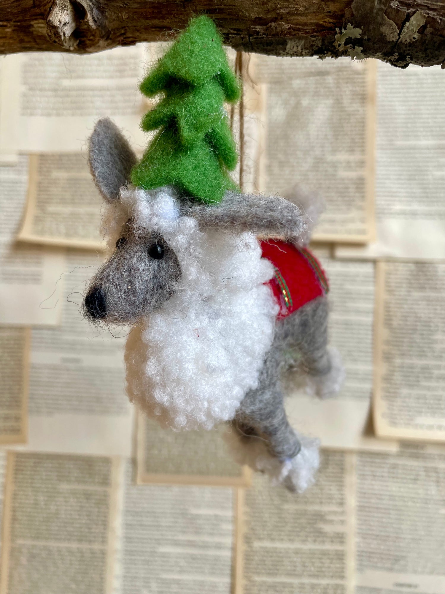 Ornament Wool DOG 180