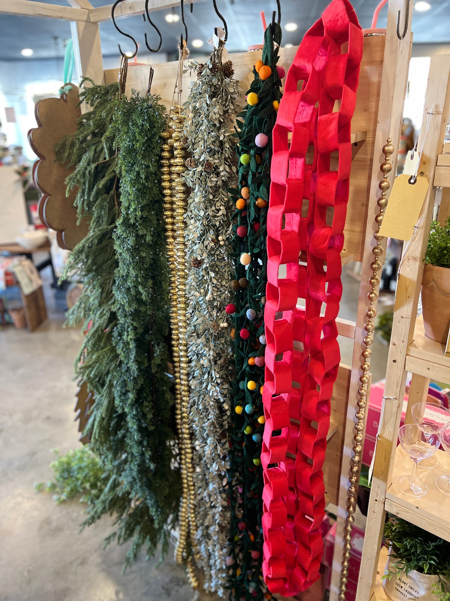 Red Velvet Chain Link Garland