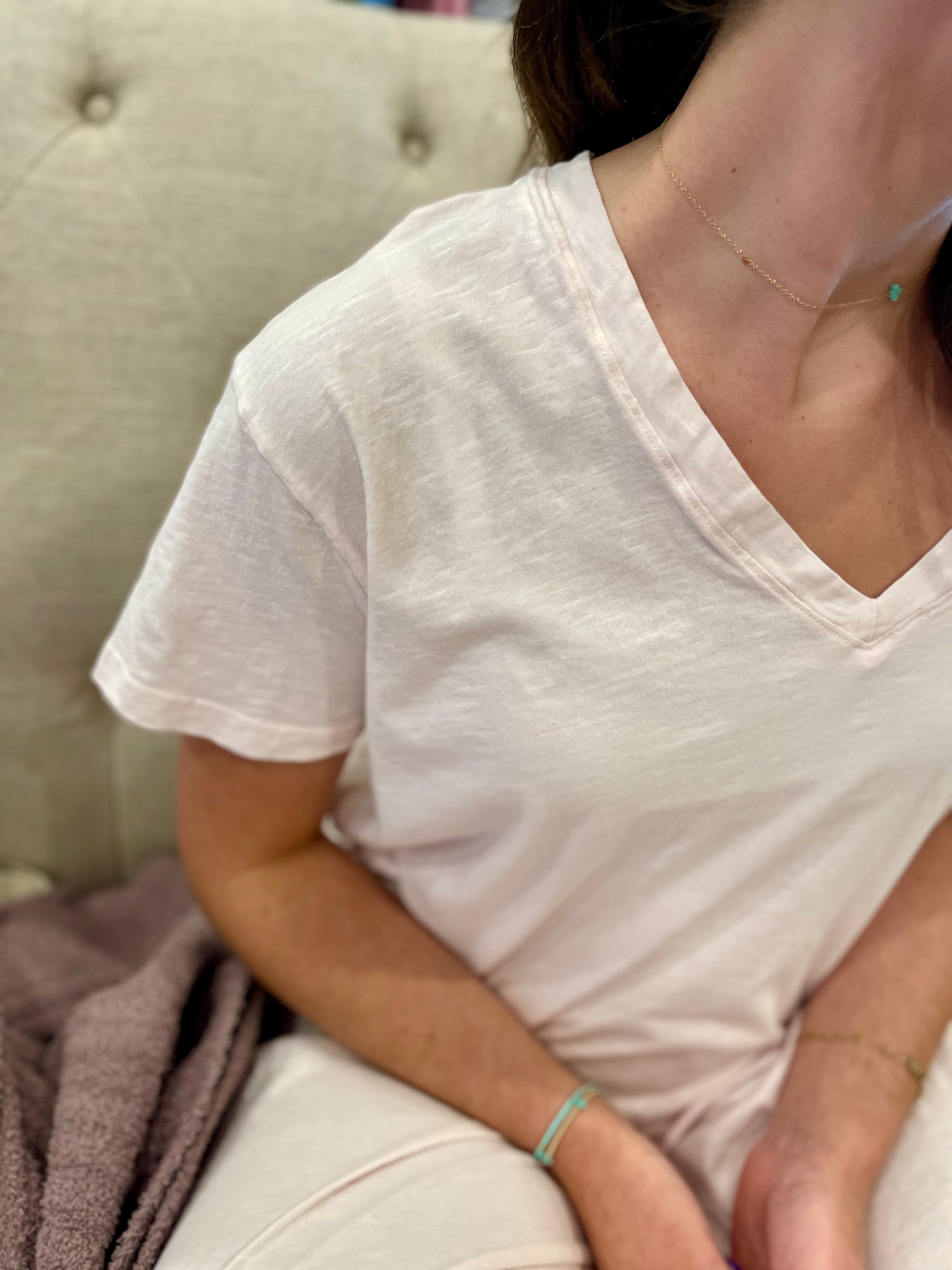 Bra 30 Jersey V-Neck Tee