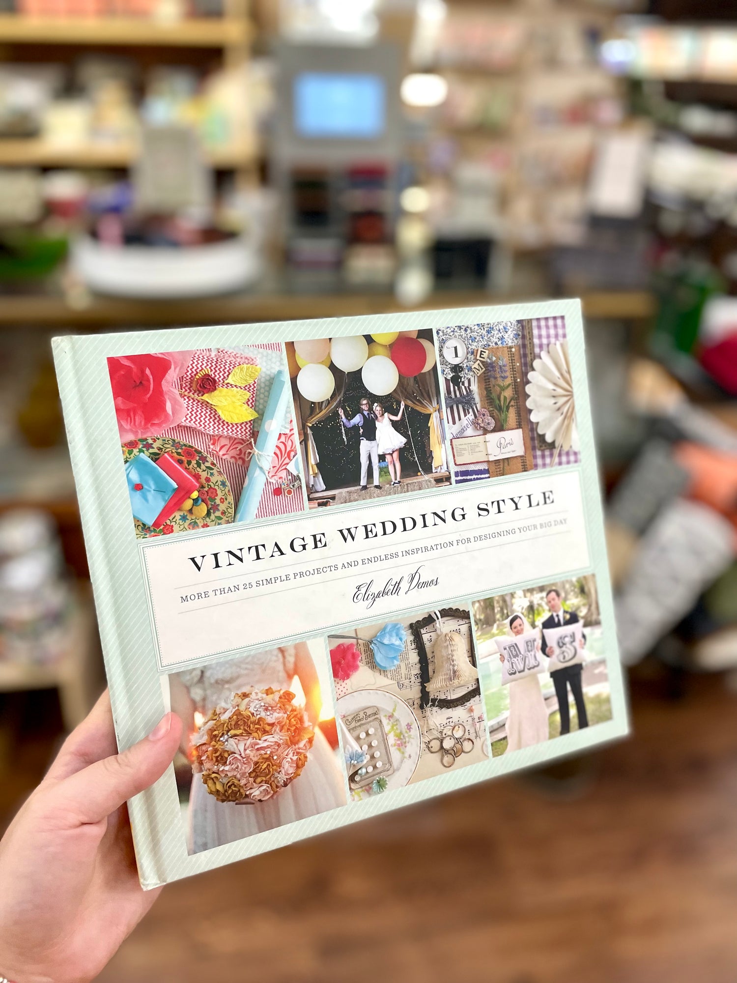 Book Vintage Wedding Style