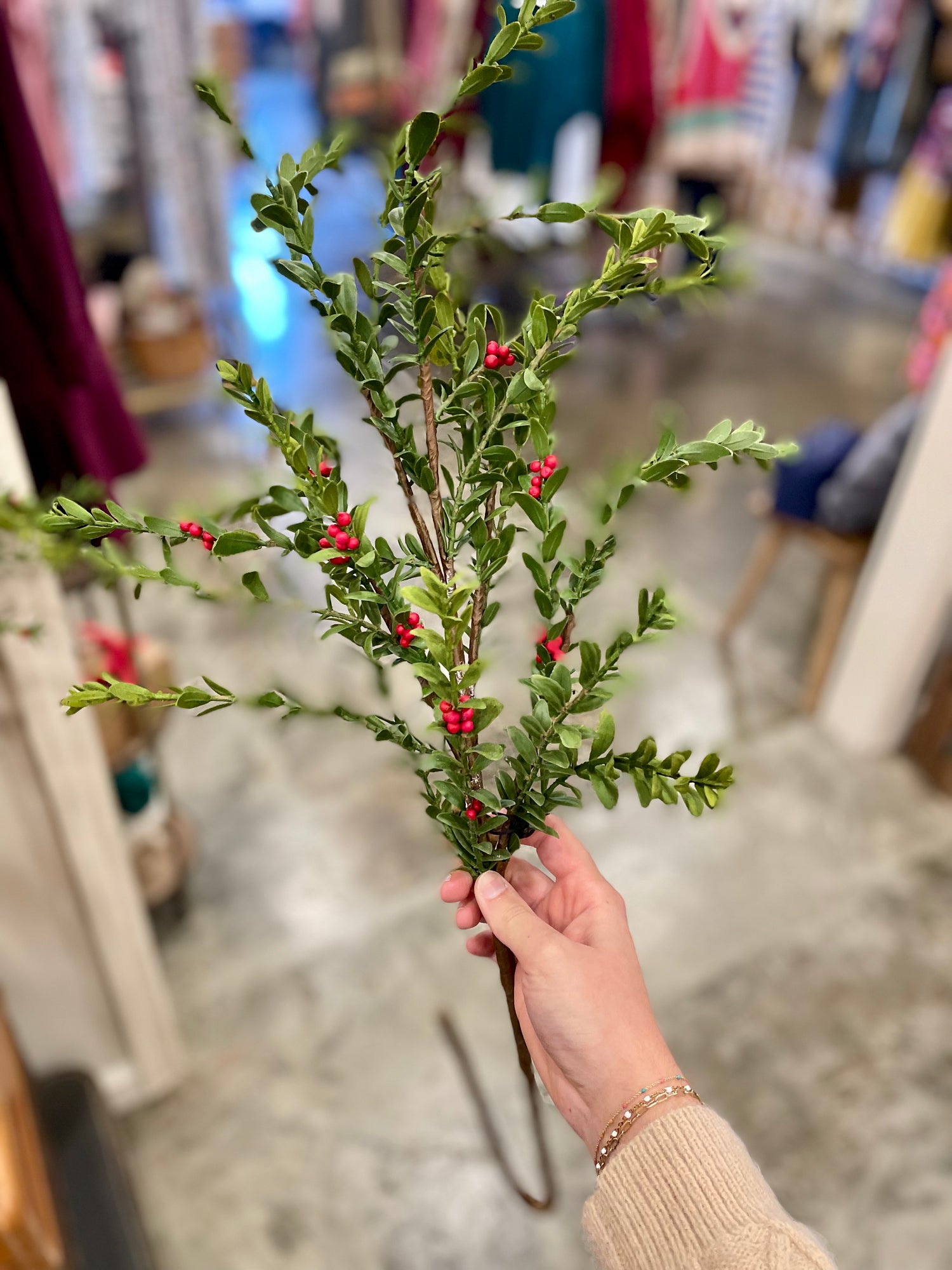 Stem Myrtle Branch W/Berries