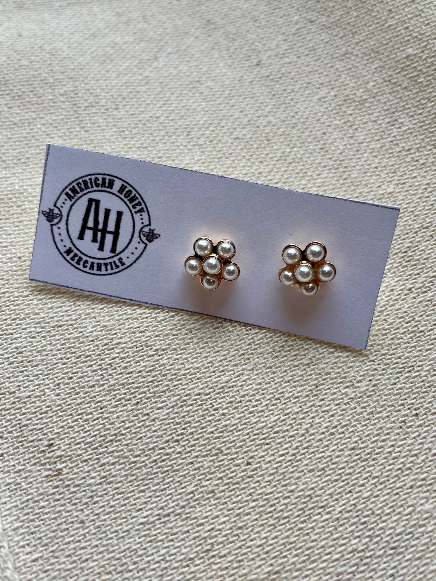 Carolina Pearl Studs