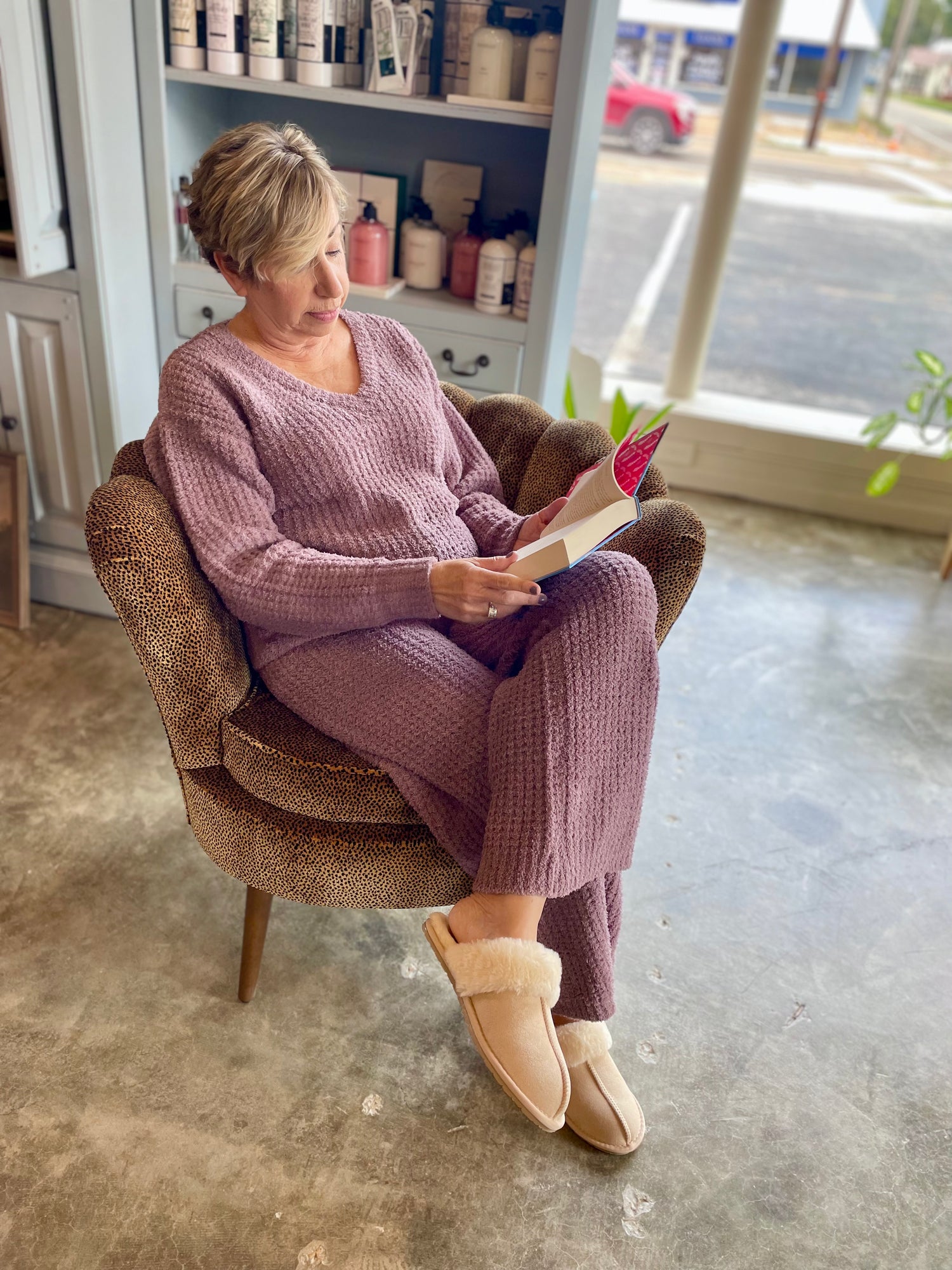 Wafﬂe Marshmallow V-Neck with Long Pant