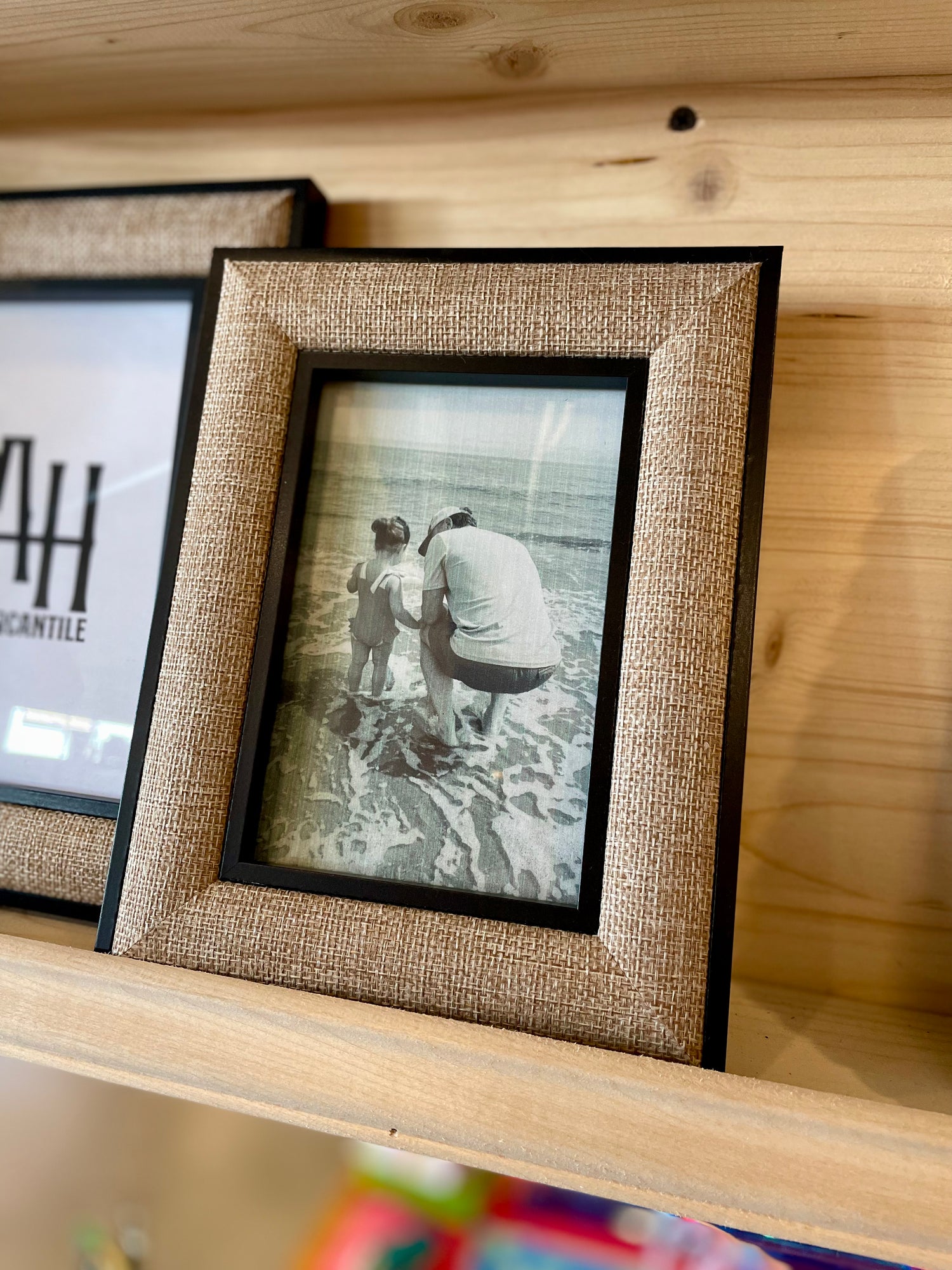 Linen Frames