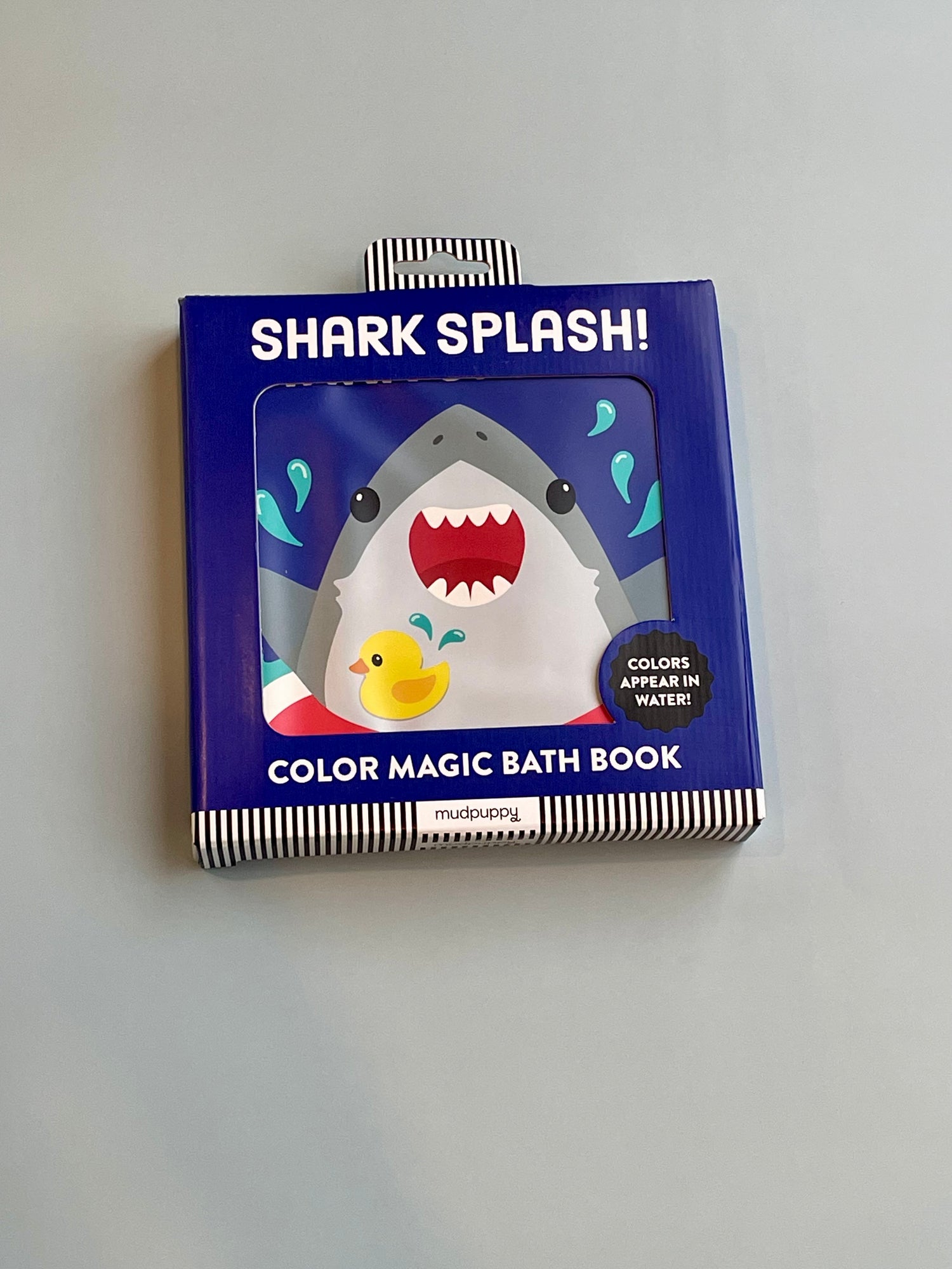 Shark Splash! Color Magic Bath Book