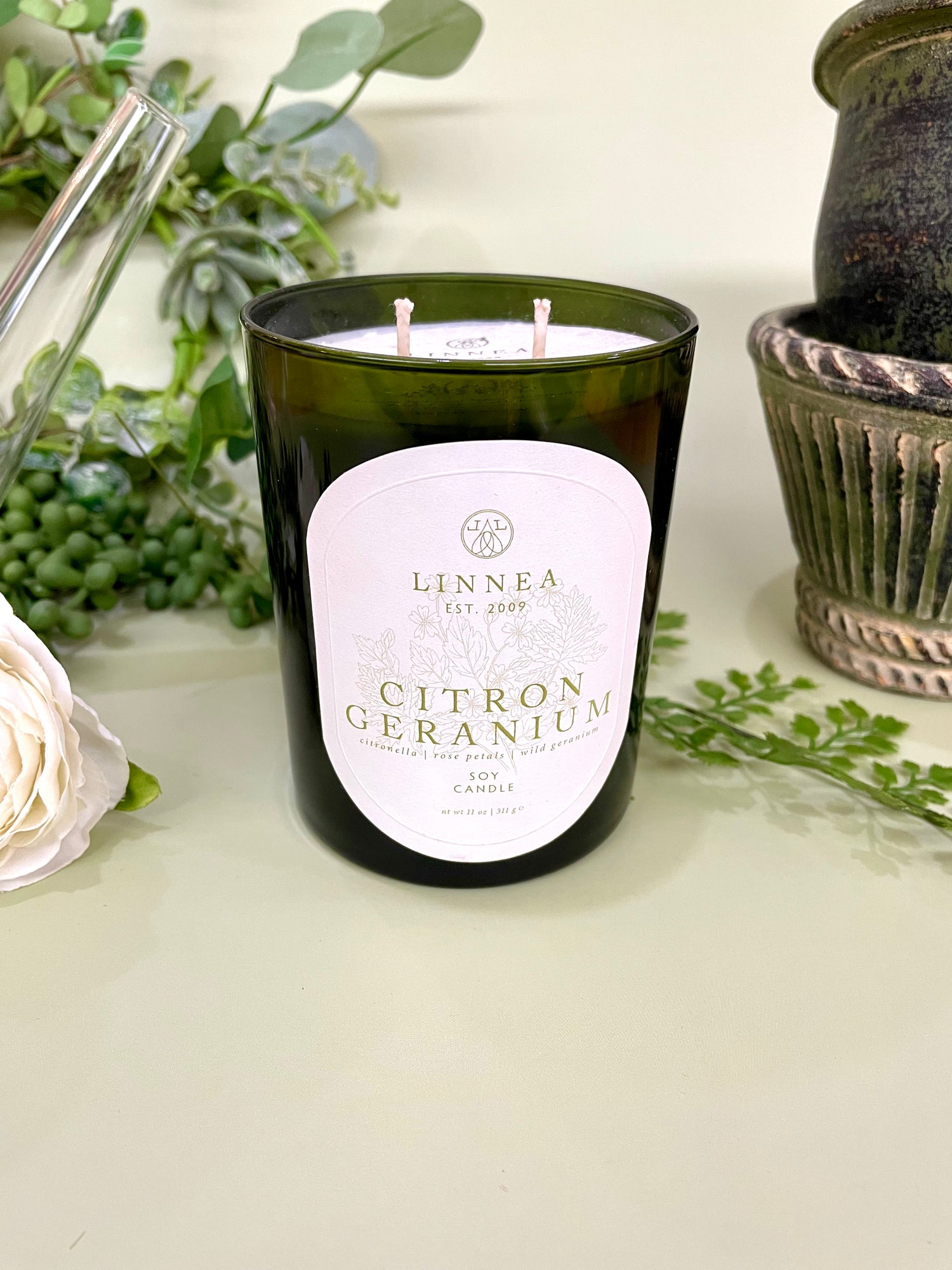 Linnea  Candle Citron Geranium 2 wick Garden