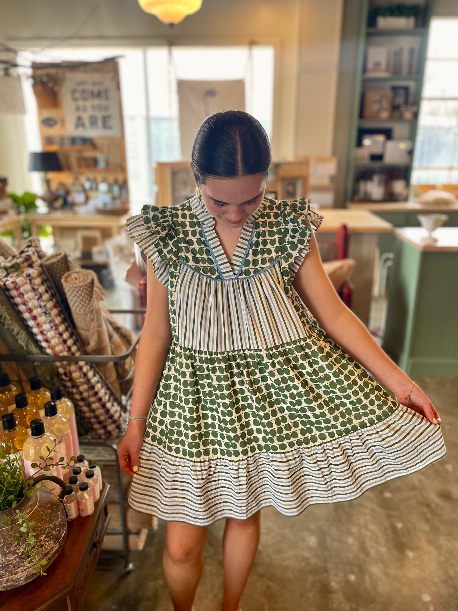 Dilly Dally Dress