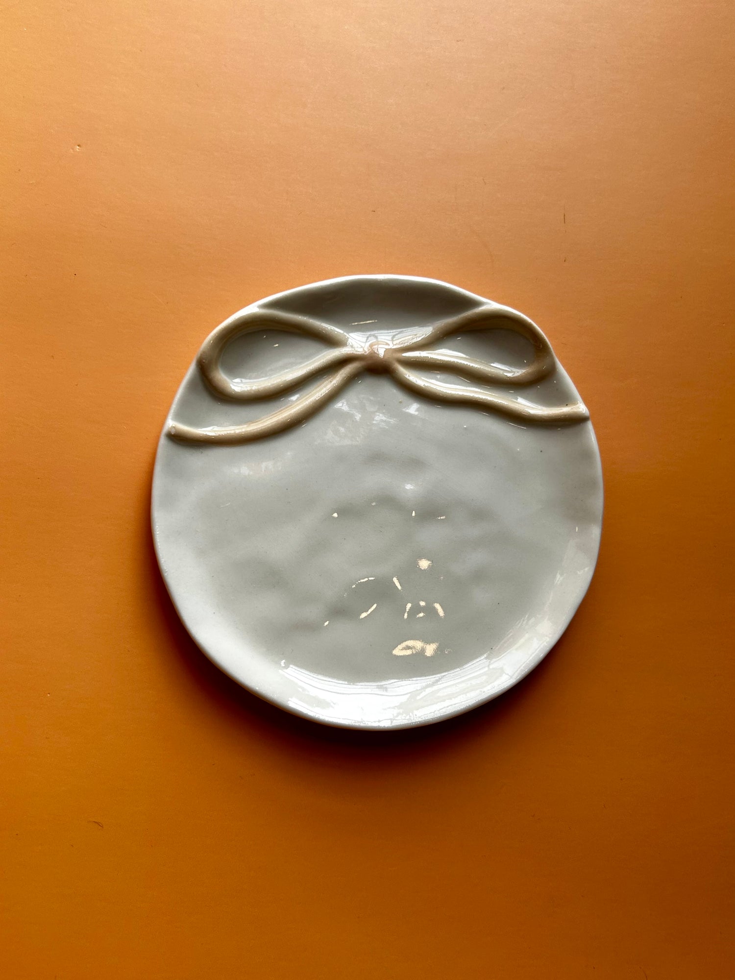 Bow Dishes