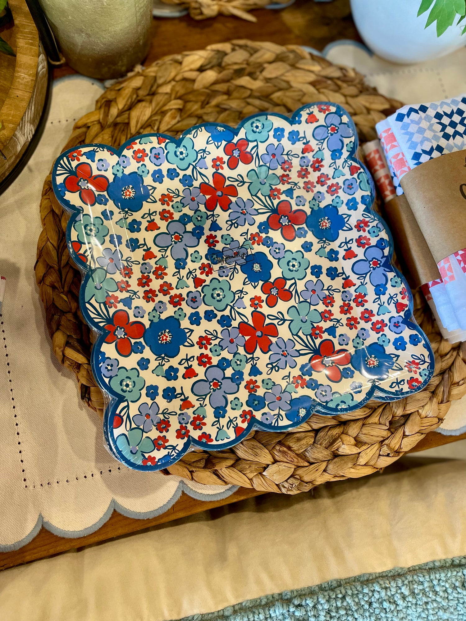 Floral Americana Scalloped Paper Plate