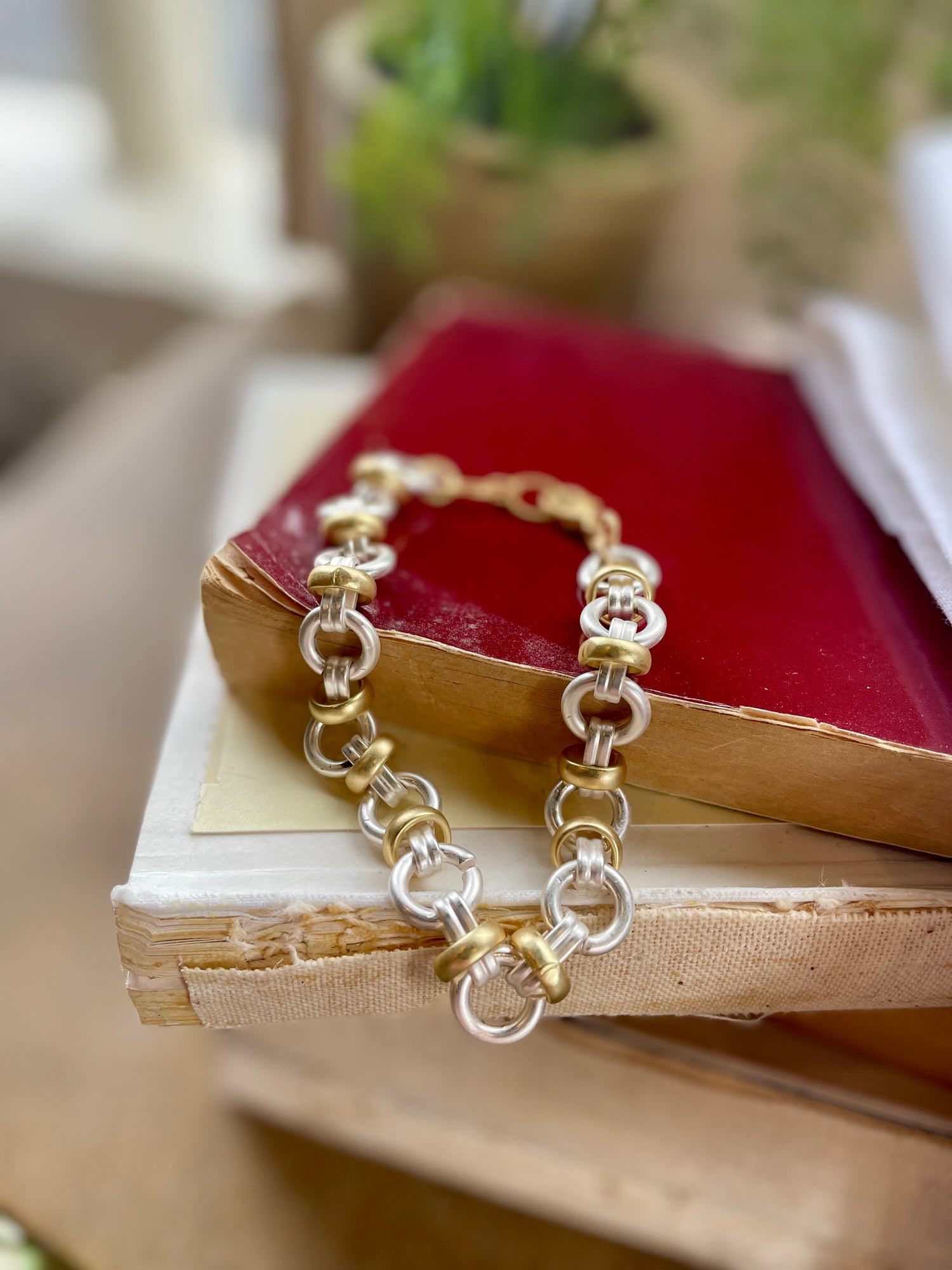 Helen Bracelet Kitzi