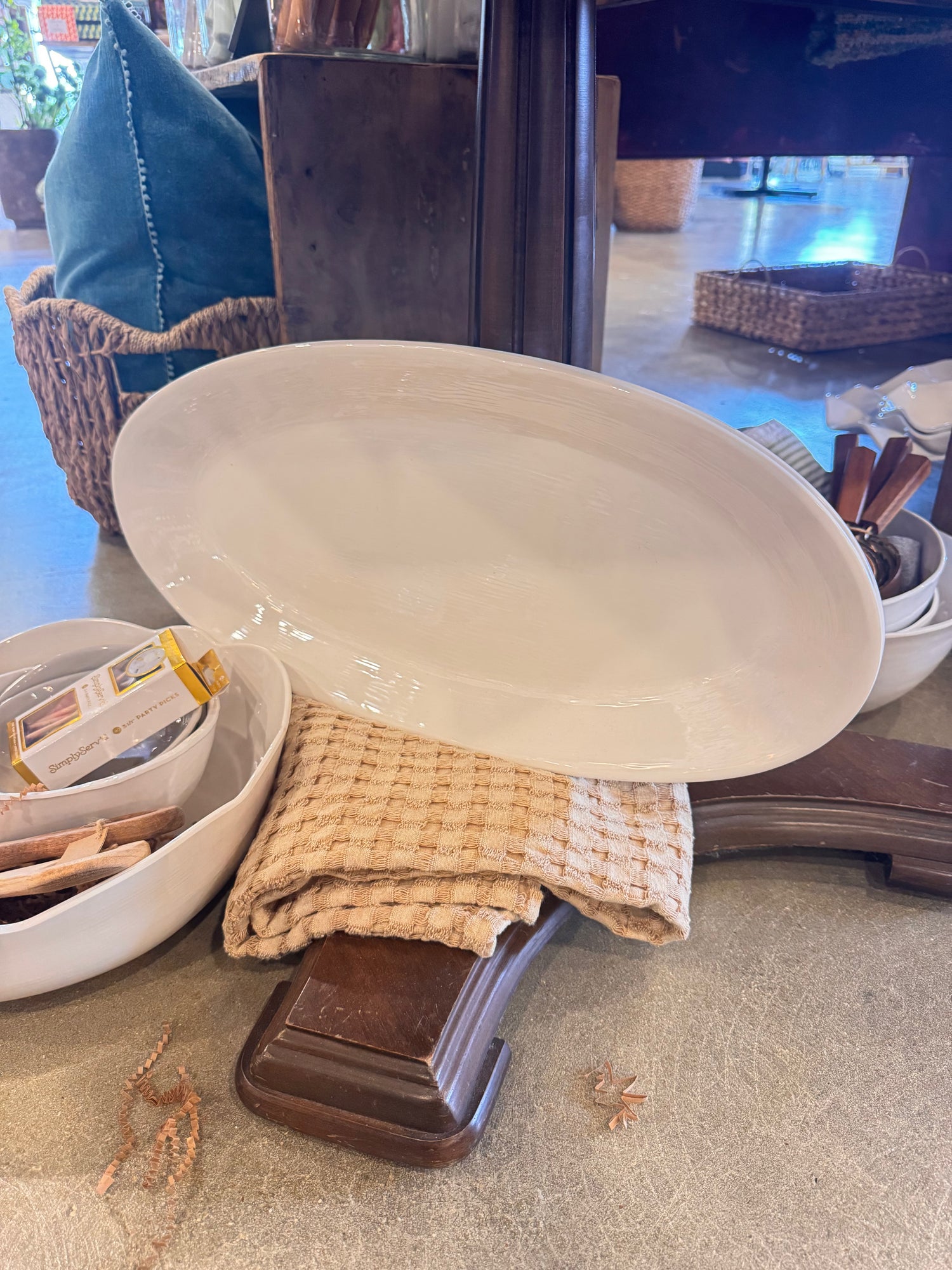 Relish Large Oval Platter Cream