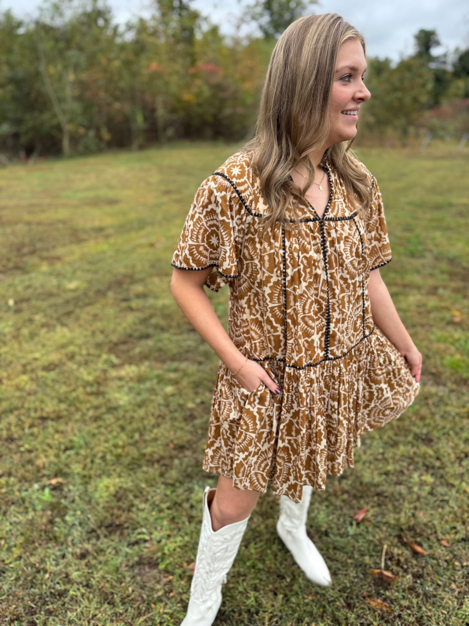 Shell Stitched Trim Dress