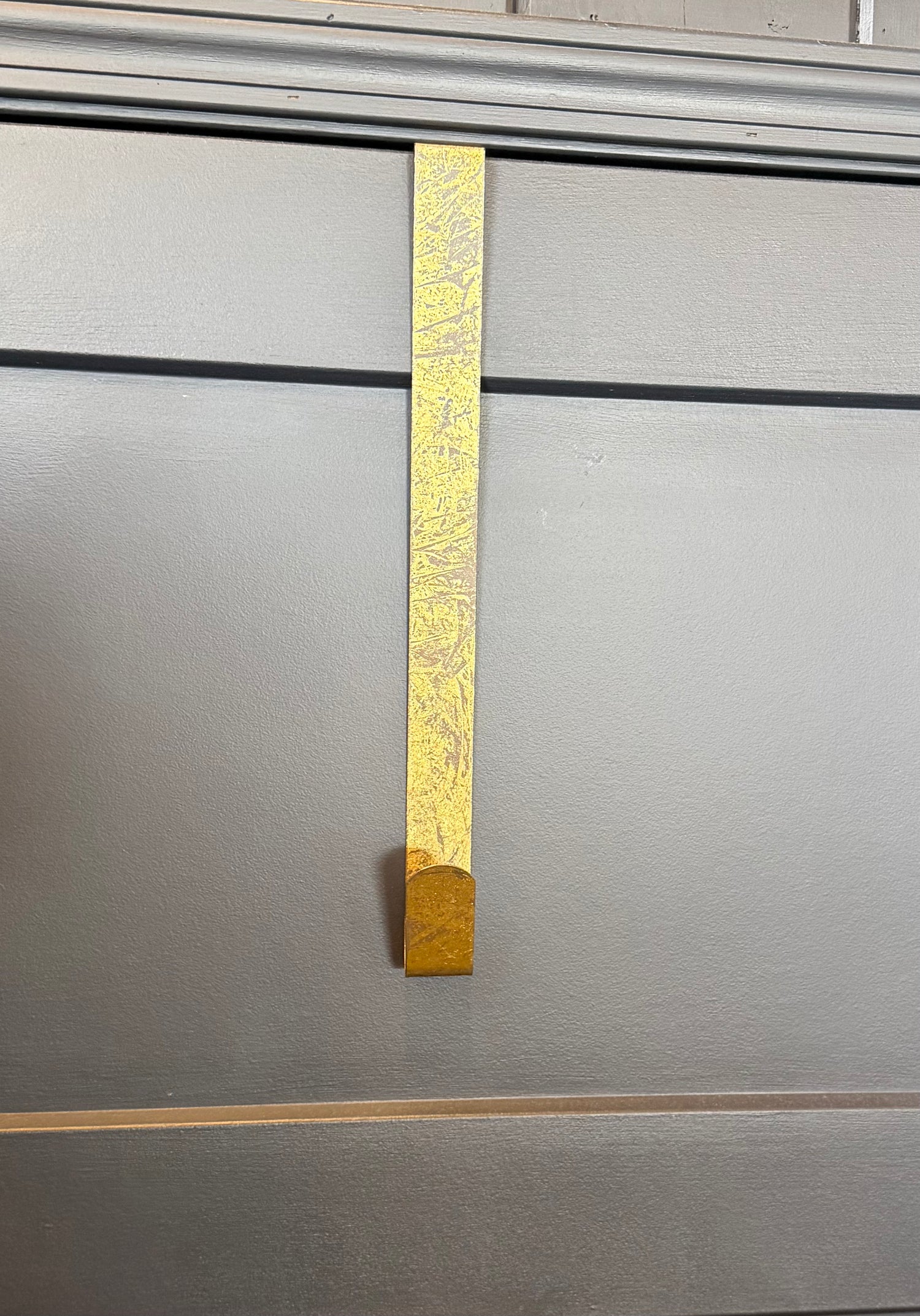 Wreath Hanger Gold
