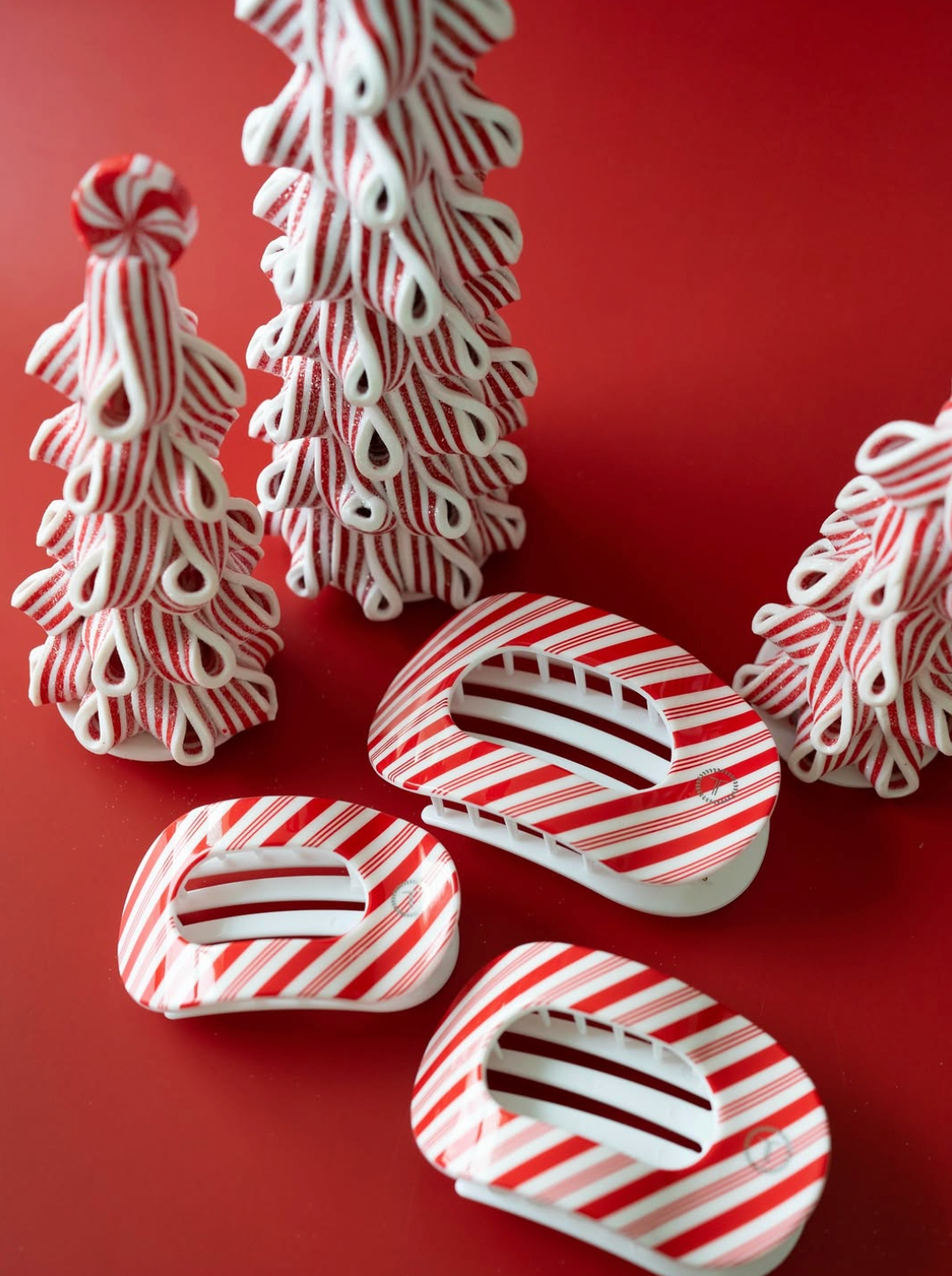 Candy Cane Flat Round Clip Teleties